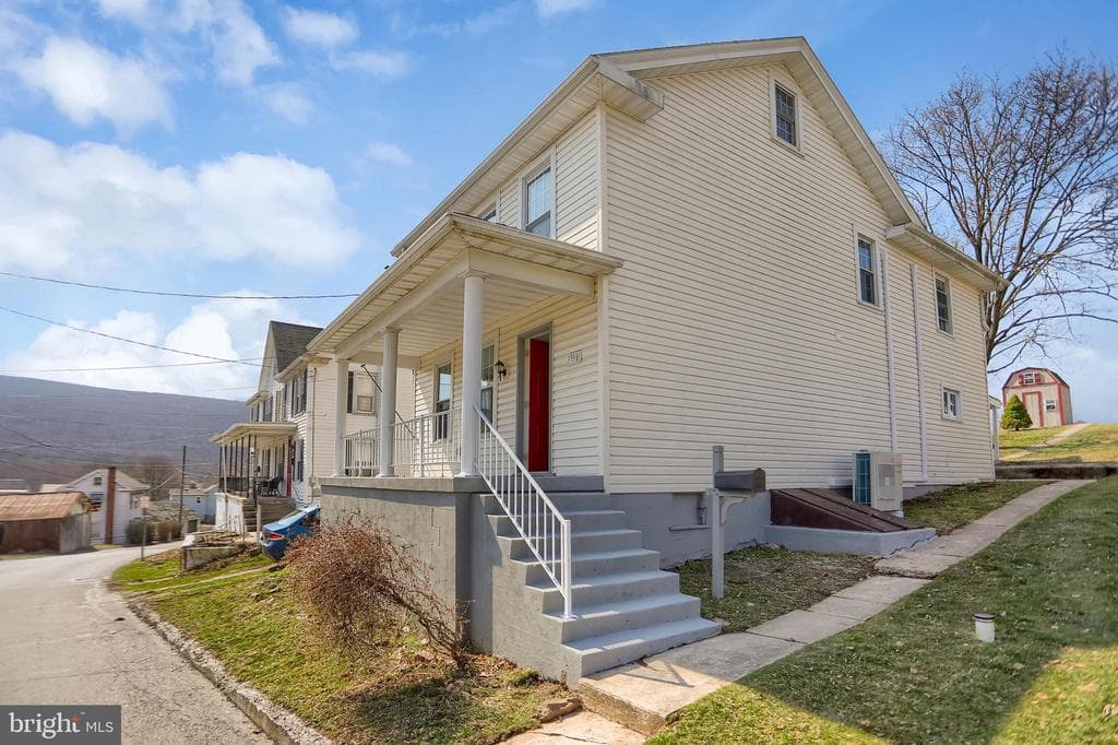 220 N Water Street photo 1