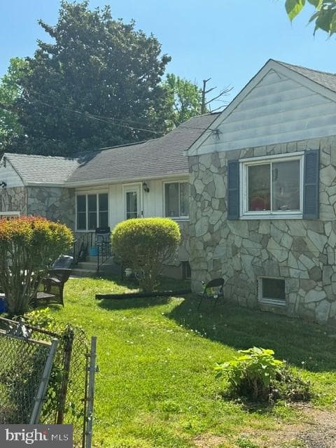 6609 Drylog Street photo 1