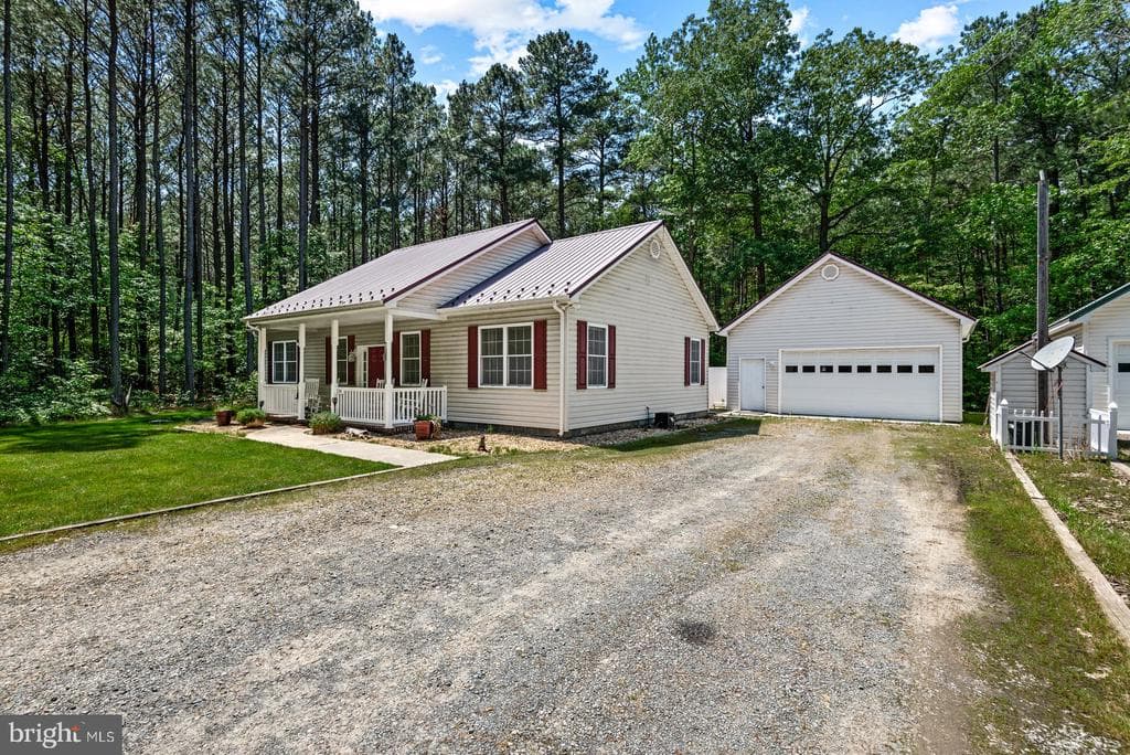 134 Pioneer Trail photo 1