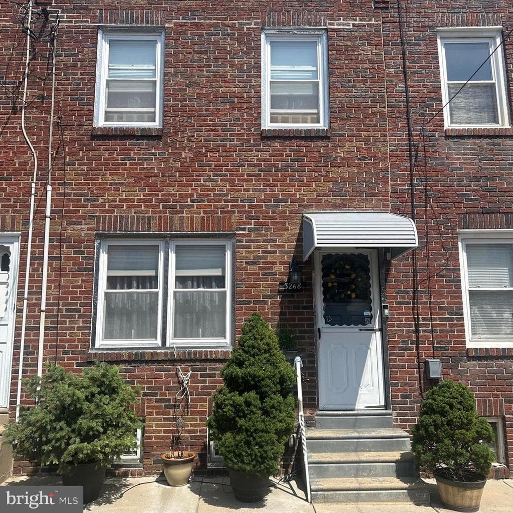 3268 Webb Street photo 1