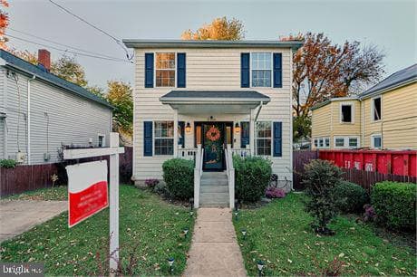 4504 41st Avenue photo 1