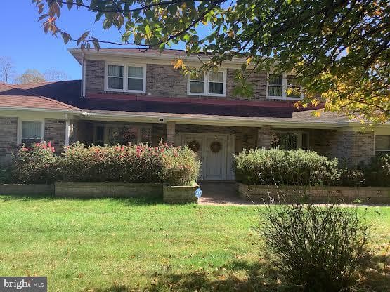 9410 Croom Acres Drive photo 1