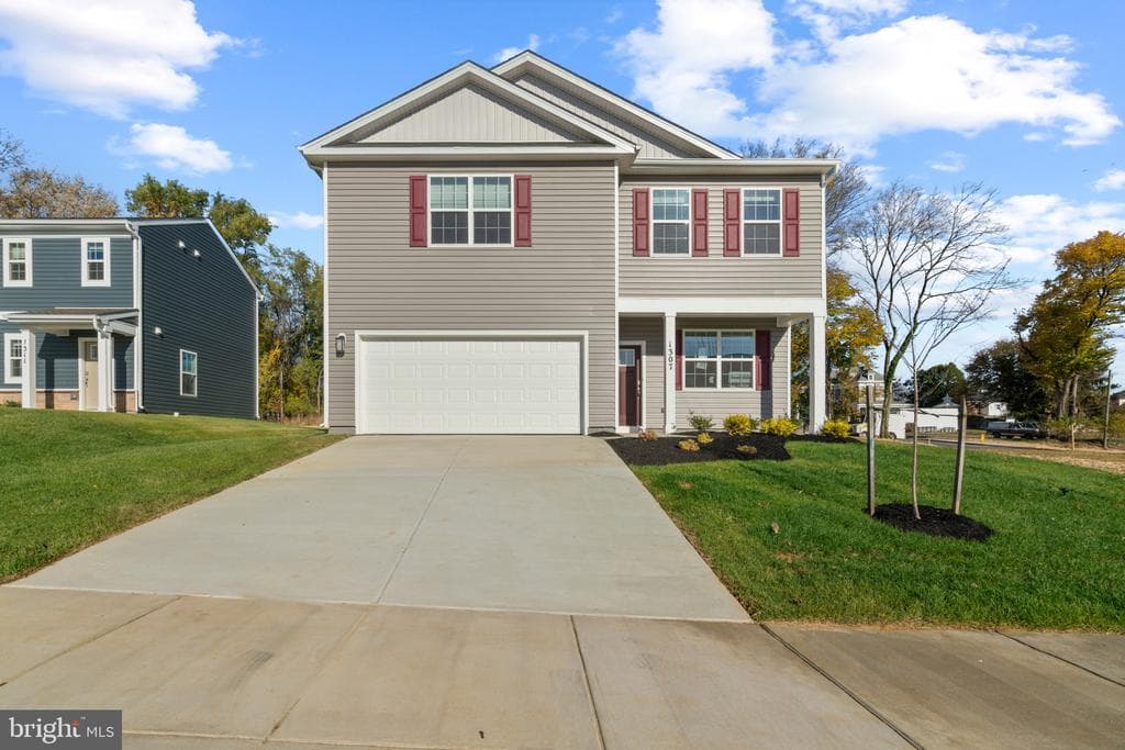 1307 Moller Avenue photo 1