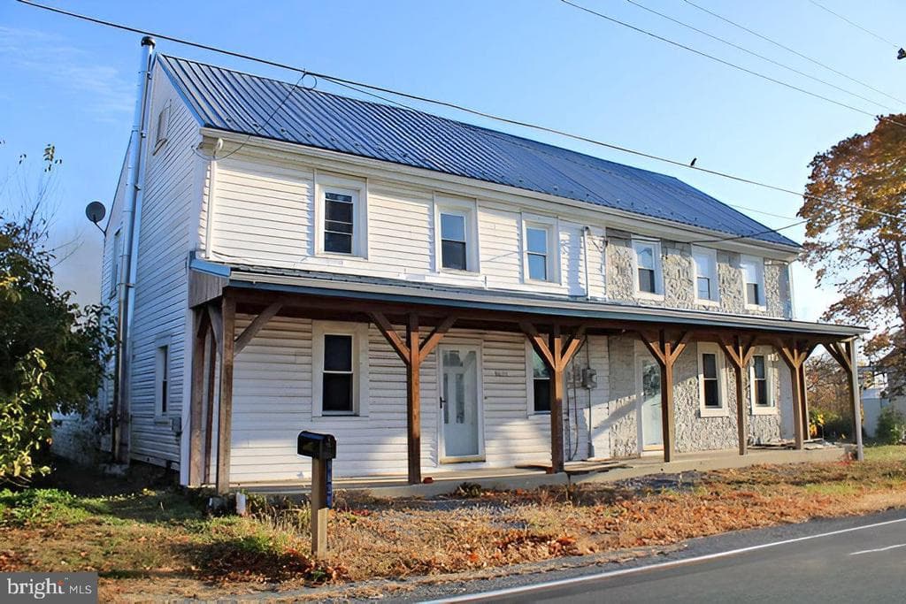 9635 Upper Strasburg Road photo 1