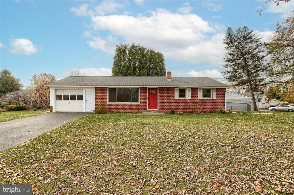 101 Garfield Drive photo 1