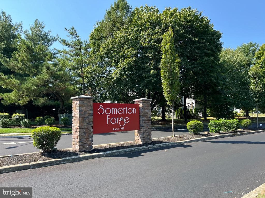 185 Forge Lane photo 1