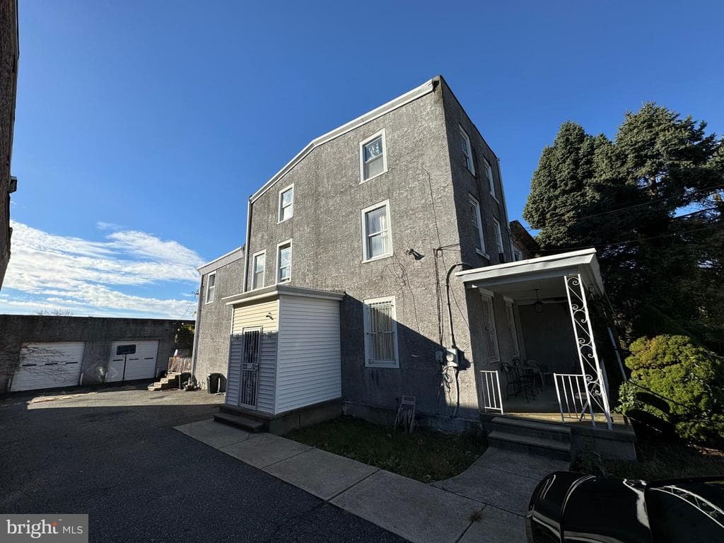 7140 Upland Street photo 1
