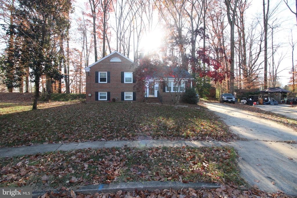 5426 Lehigh Lane photo 1