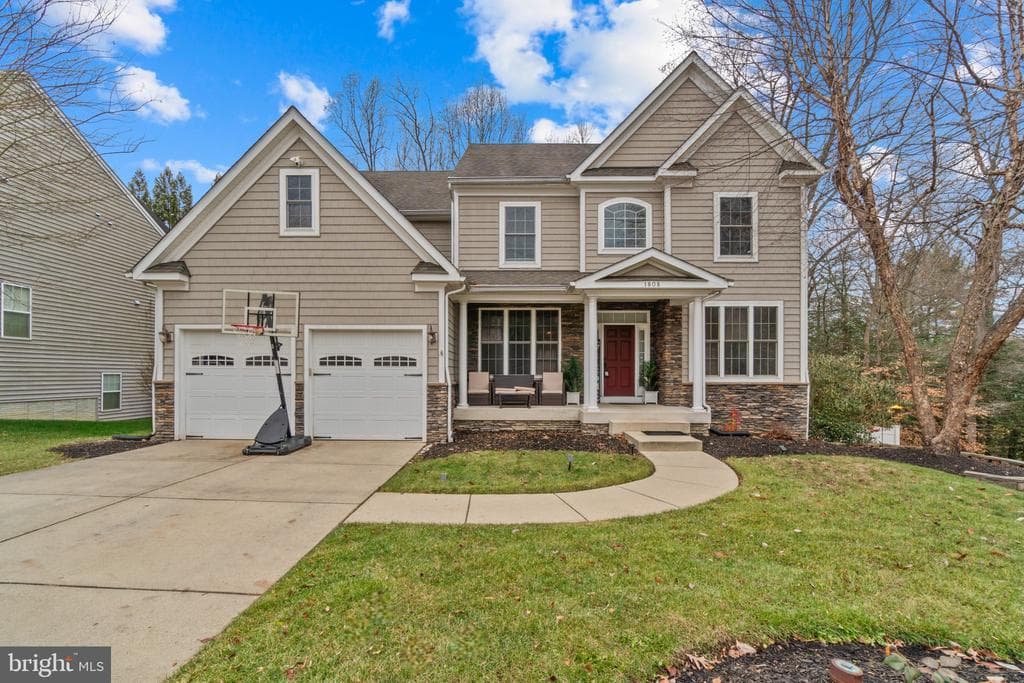 1808 Chaneys Grant Court photo 1