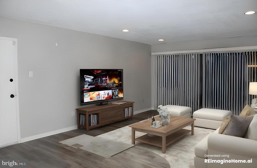 10137 Prince Place #201-6b photo 1