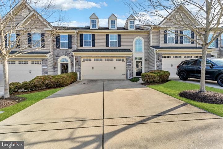 2345 Adam David Way photo 1