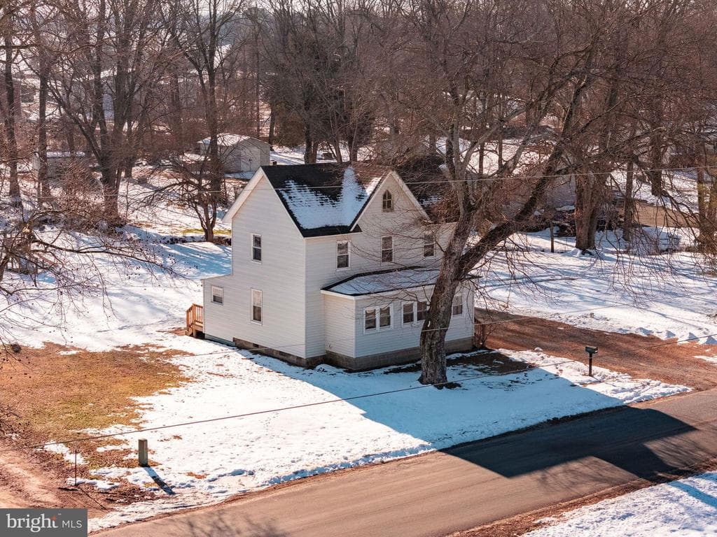 120 Rabbit Hill Road photo 1