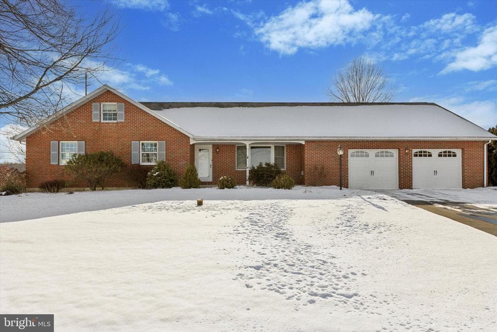 334 E Moyer Road photo 1