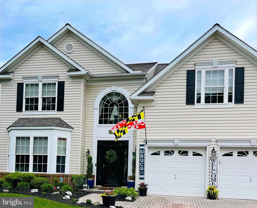 411 Web Foot Lane photo 1
