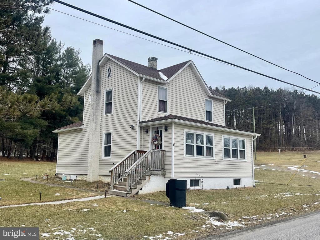 989 Elizabeth Street photo 1