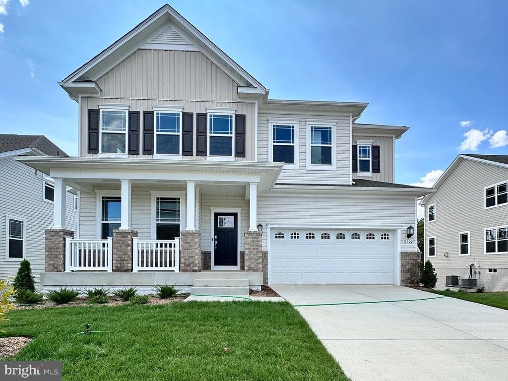 5336 Newport Circle photo 1