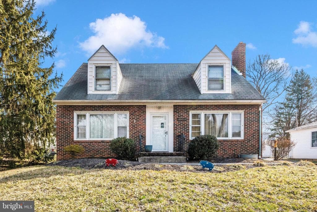 18806 Preston Road photo 1