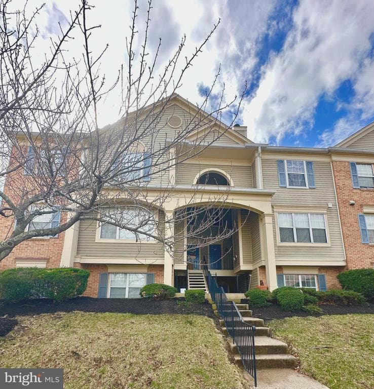 8165 Bayonet Way photo 1