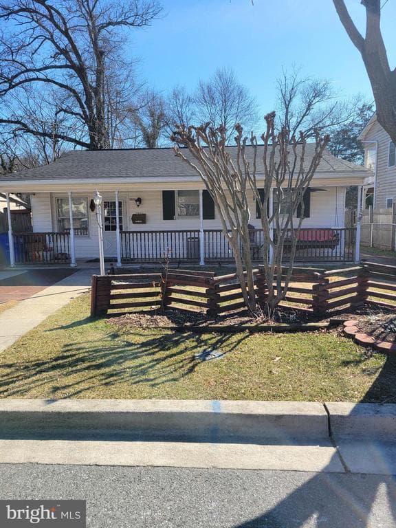 9609 52nd Avenue photo 1