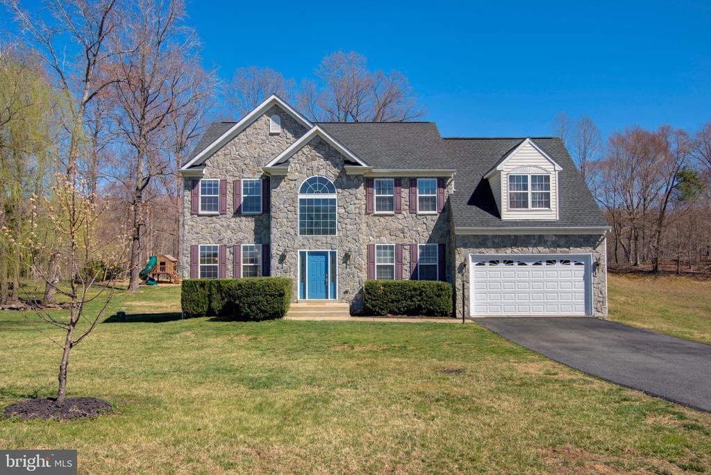 12 Millbrook Road photo 1