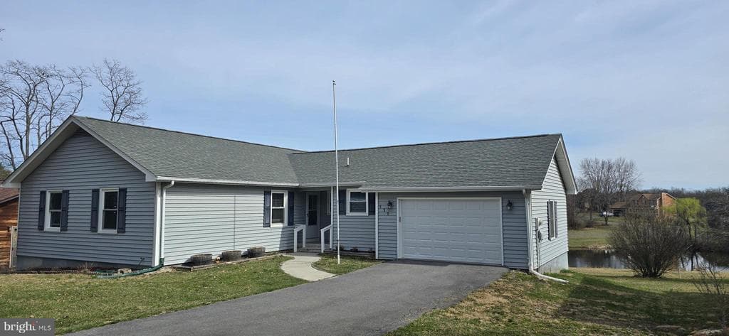 111 Masters Drive photo 1