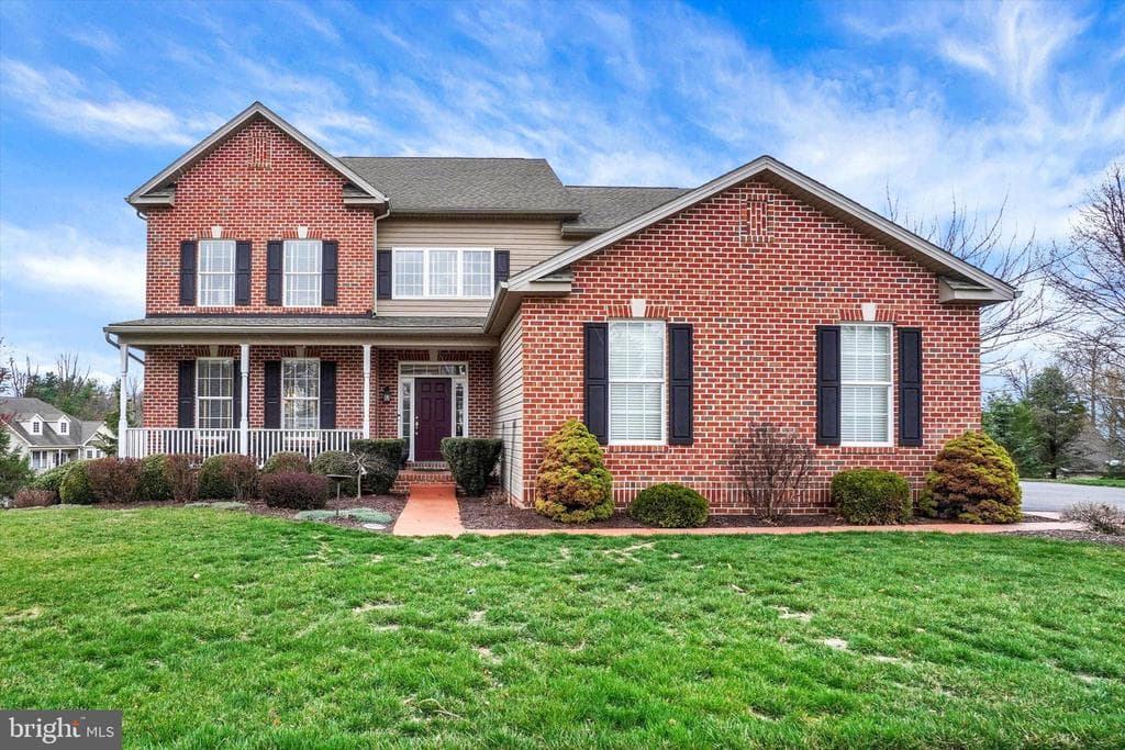1220 Winding Oak Drive photo 1