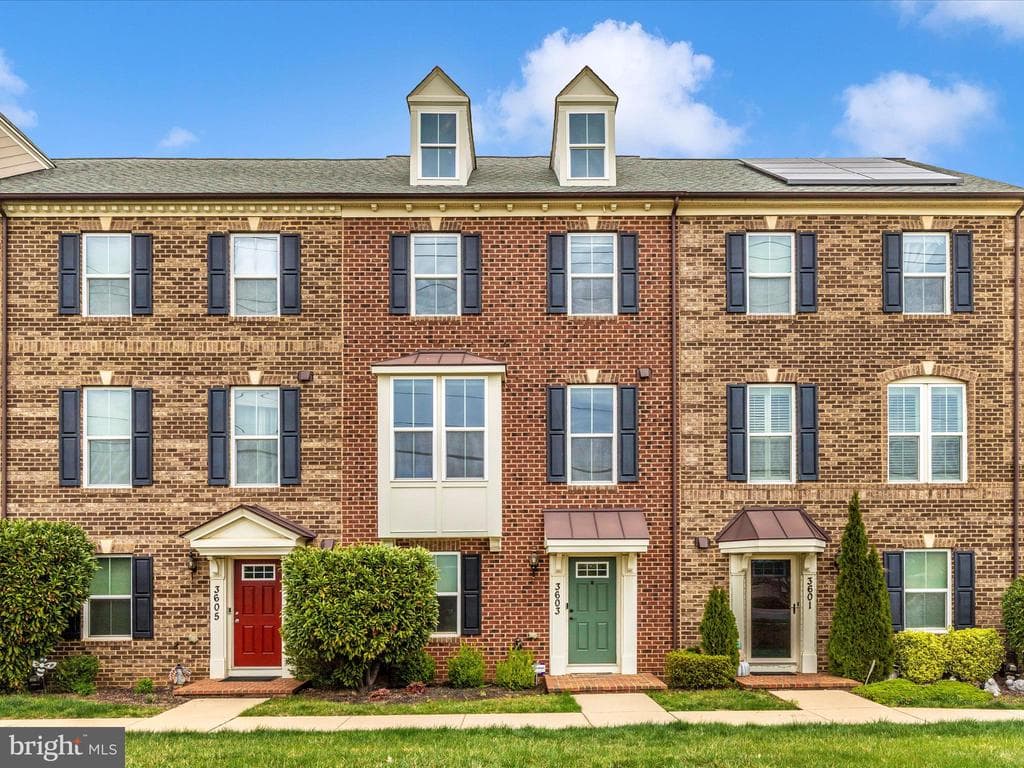 3603 Urbana Pike photo 1