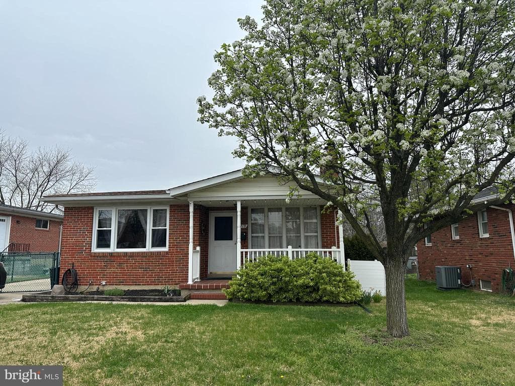 719 50th Street photo 1