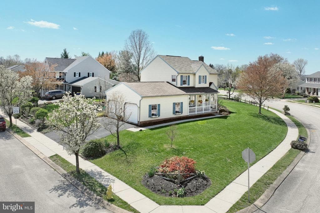 2912 Quail Lane photo 1
