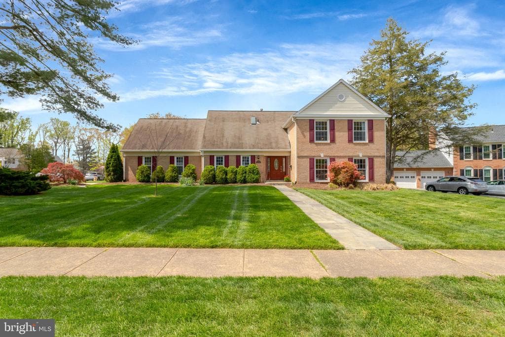 4933 Tarheel Way photo 1