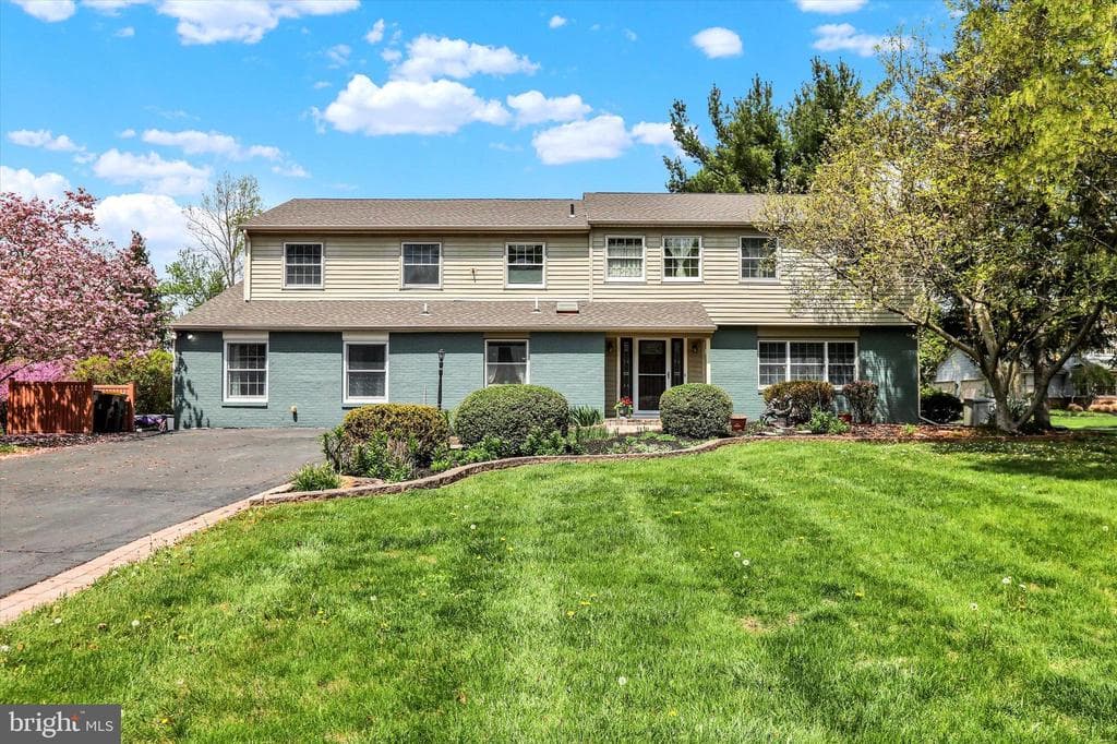 83 Winding Lane photo 1