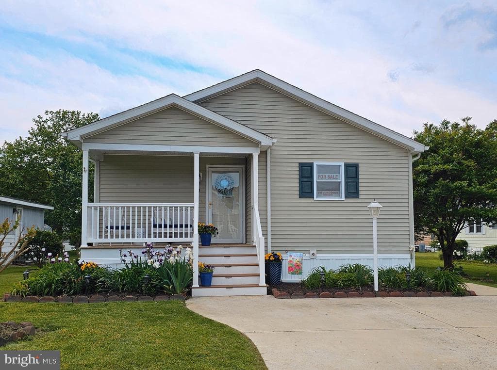 9 Albion Ct photo 1
