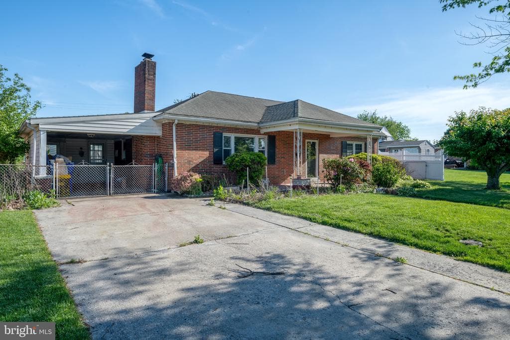7141 Jefferson Street photo 1
