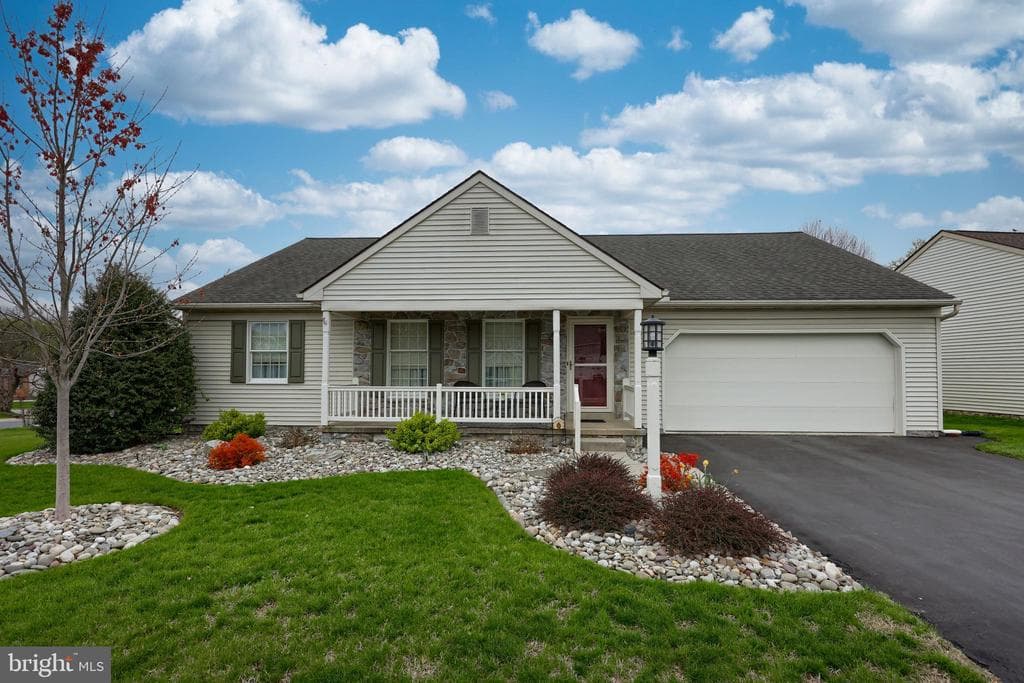 1623 Fellowship Drive photo 1