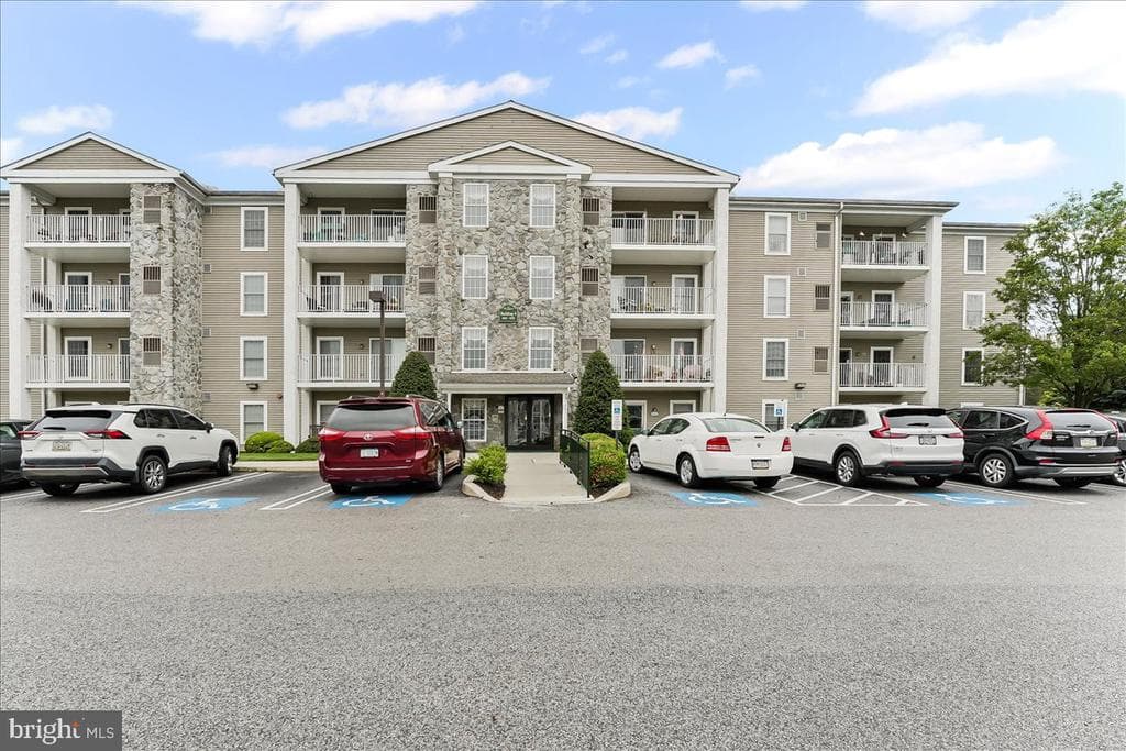 615 Brandon Road photo 1