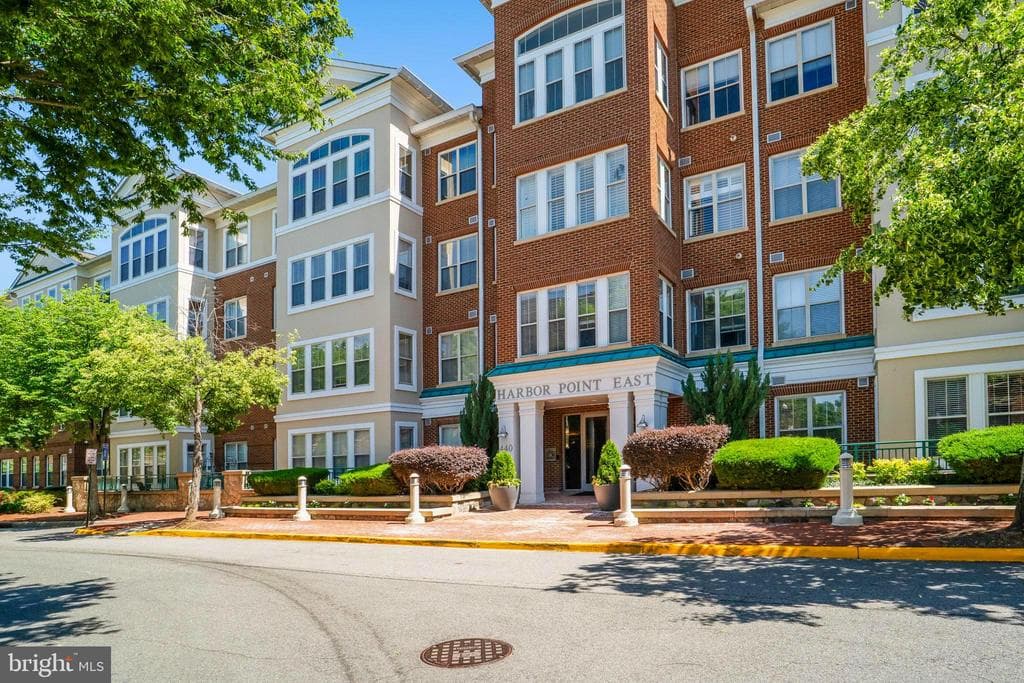 440 Belmont Bay Drive #406 photo 1