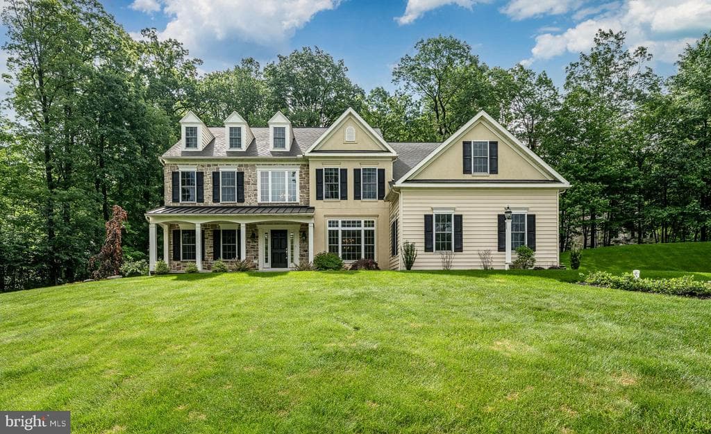 91 Woodland Drive photo 1