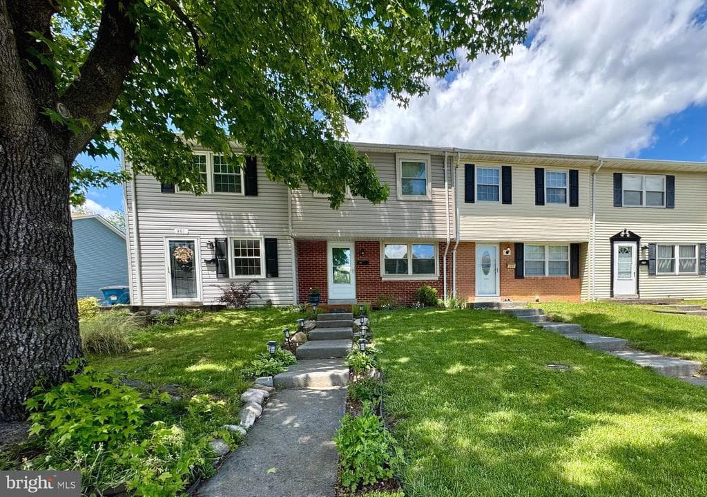 203 Ritter Place photo 1