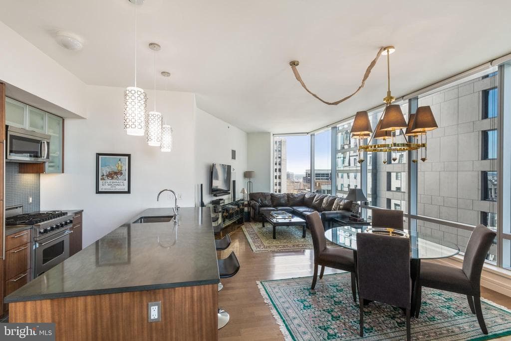 1414 S Penn Square #28a photo 1