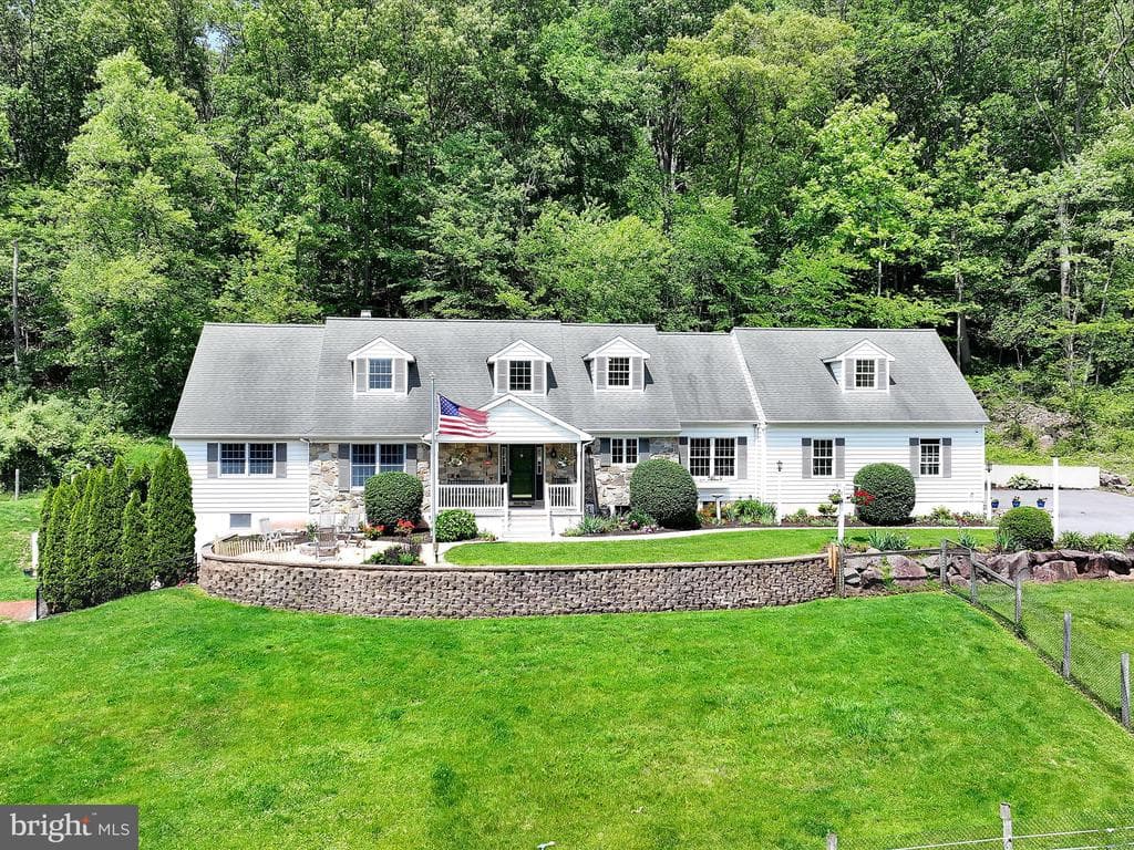 5171 Diehl Road photo 1