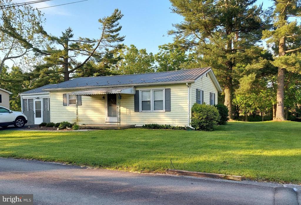 11118 Baumgardner Lane photo 1