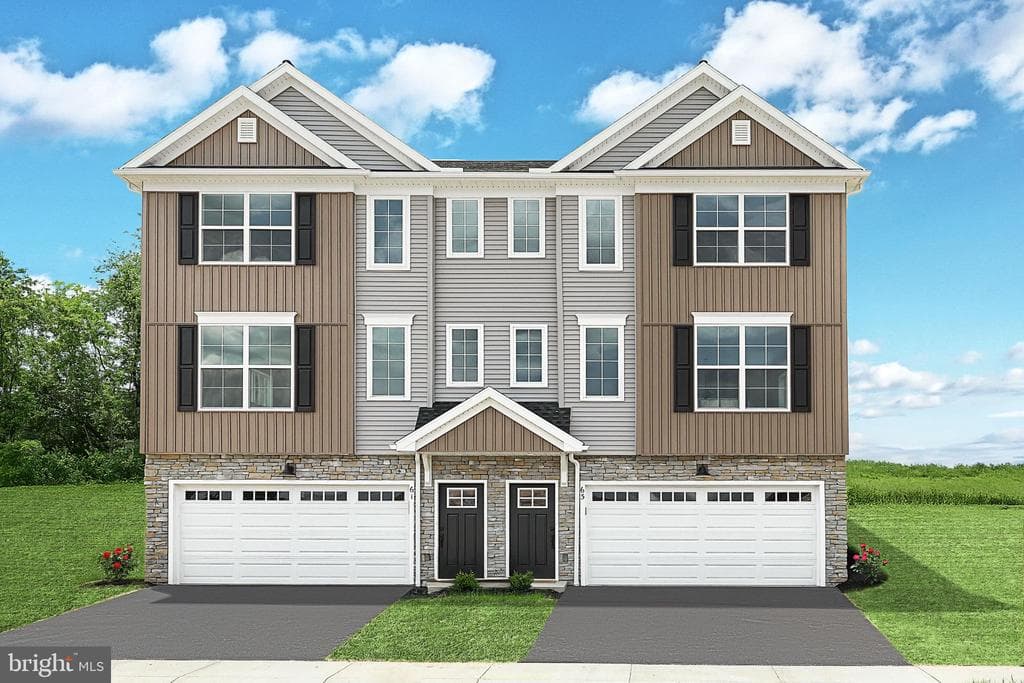 63 Glenn View photo 1