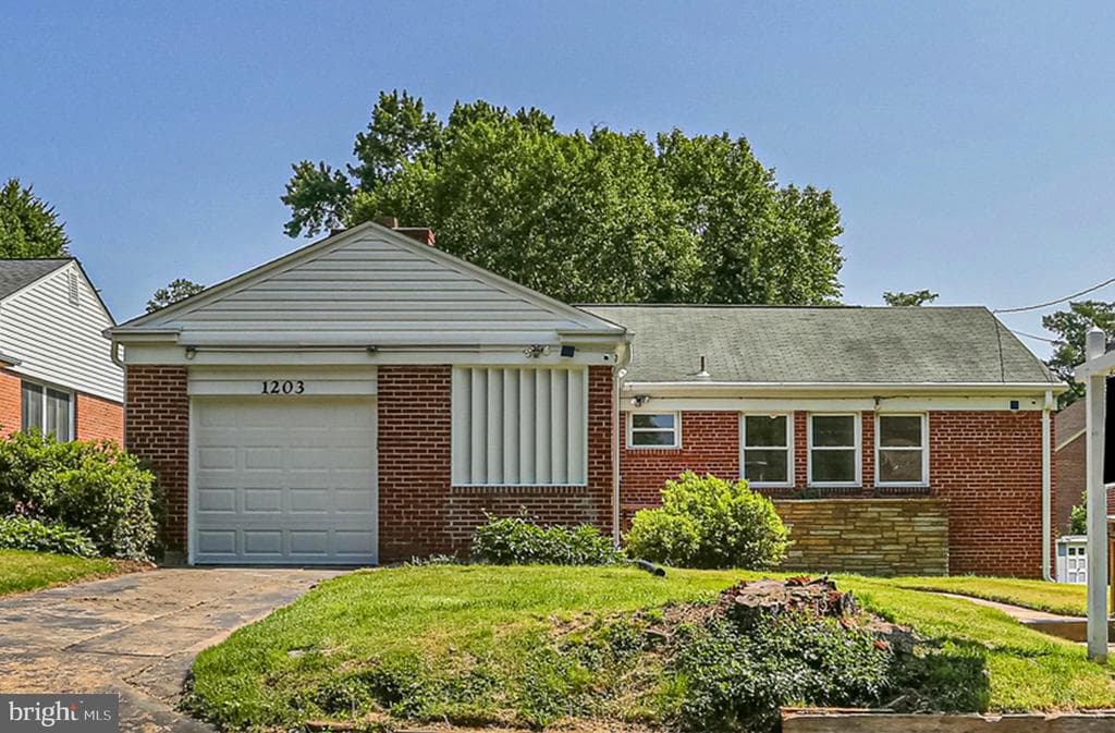 1203 Burton Street photo 1