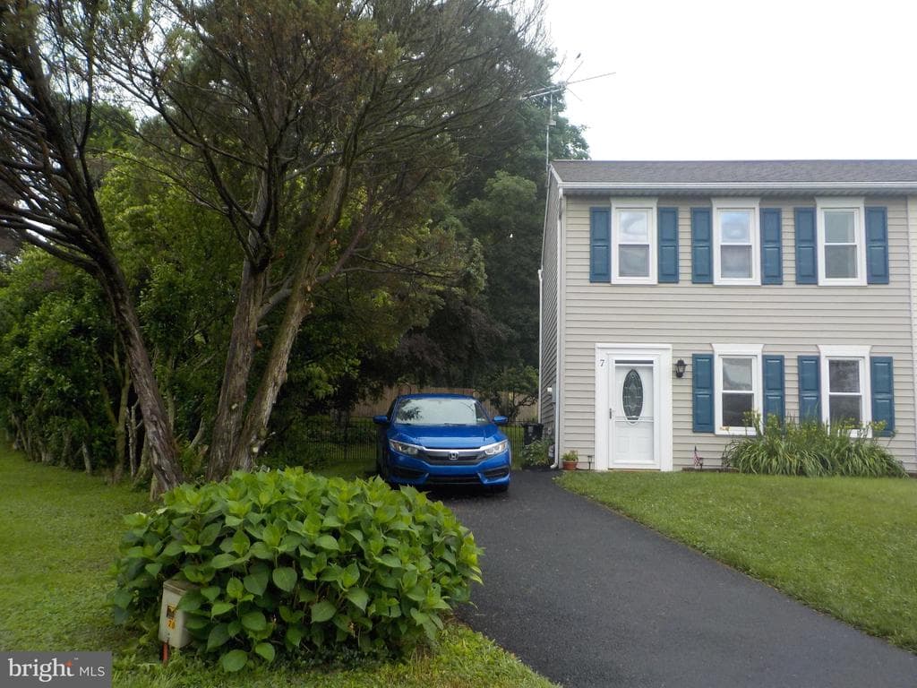 7 Pickford Drive photo 1