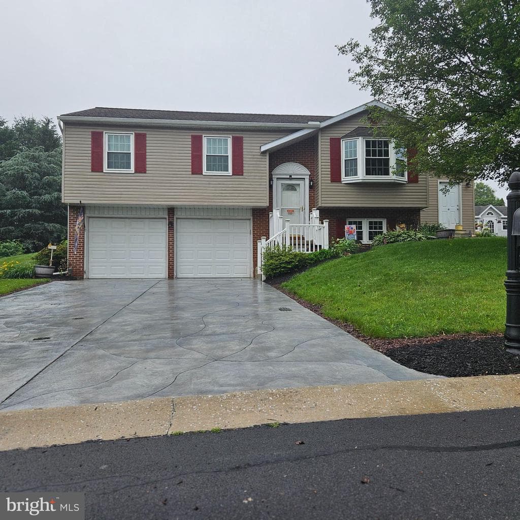 60 Reeser Drive photo 1