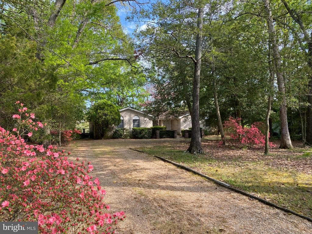 22186 Monterey Place photo 1