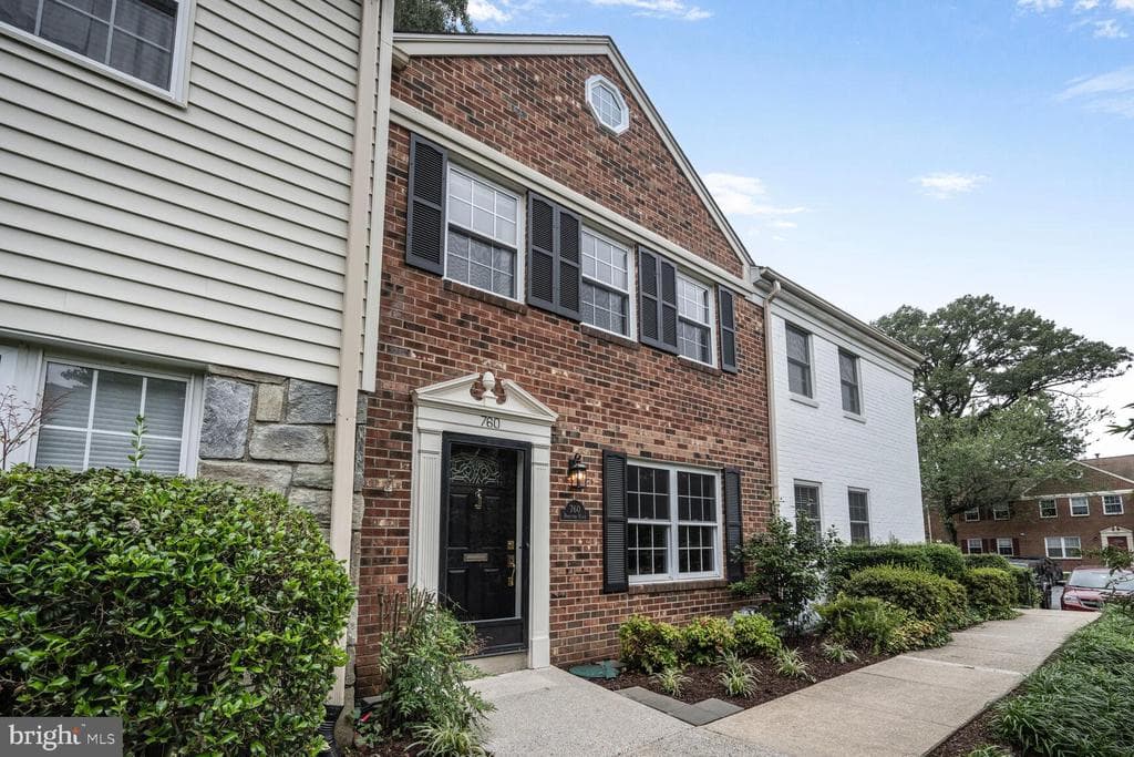 760 Princeton Place #1-760 photo 1