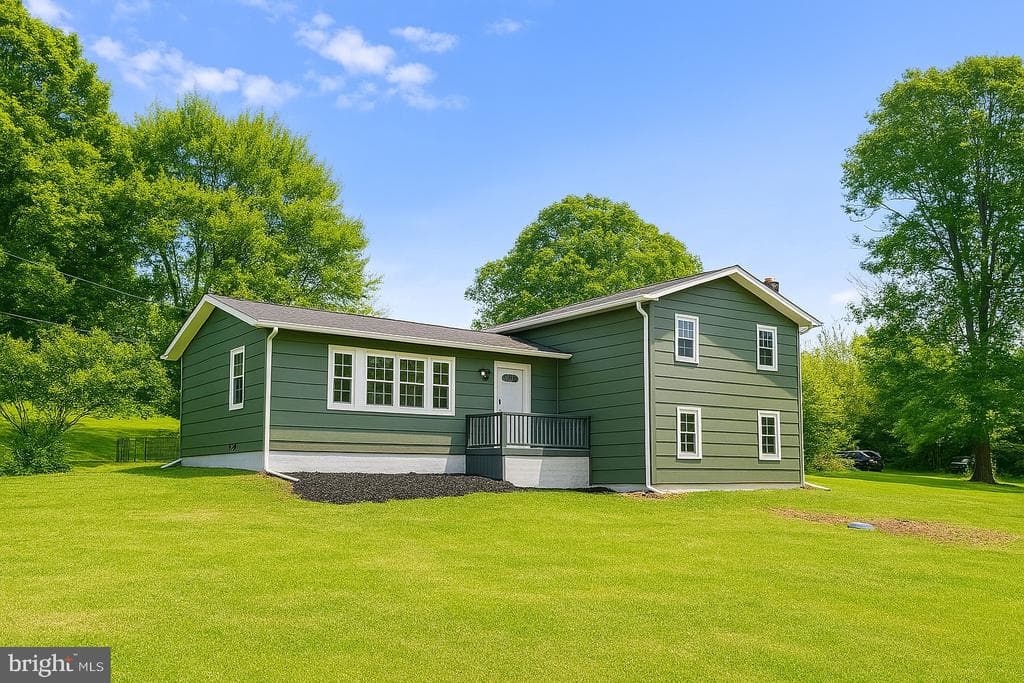 1518 Empire Road photo 1