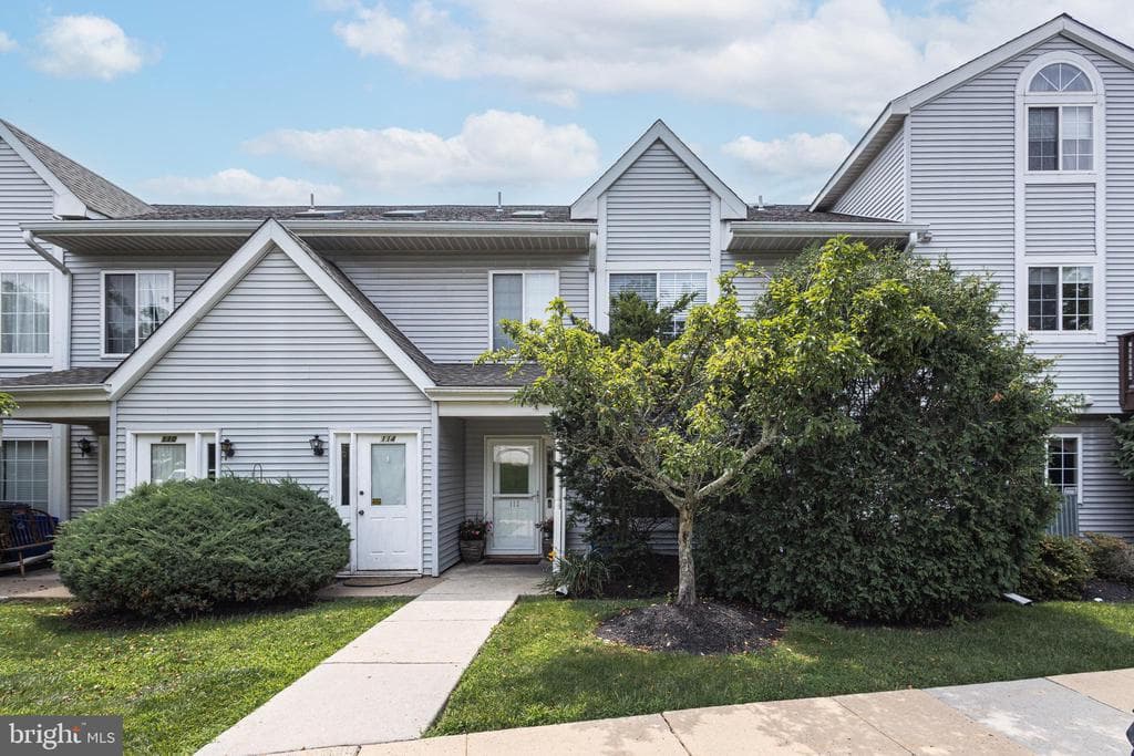 112 Wheatsheaf Lane photo 1