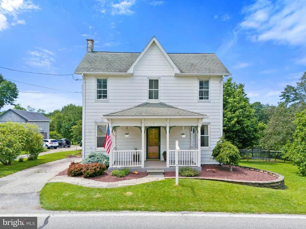 2518 New Park Road photo 1